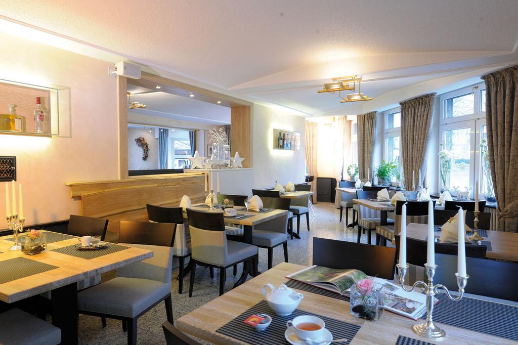 Landidyll Hotel Haus Hochstein Eslohe Esterno foto